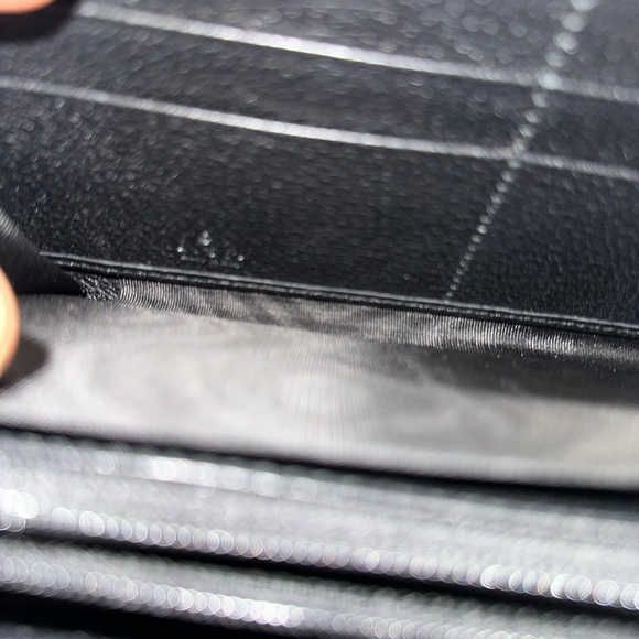 Brand New Unisex Authentic Gucci hand wallet ❤️ - Picture 4 of 4
